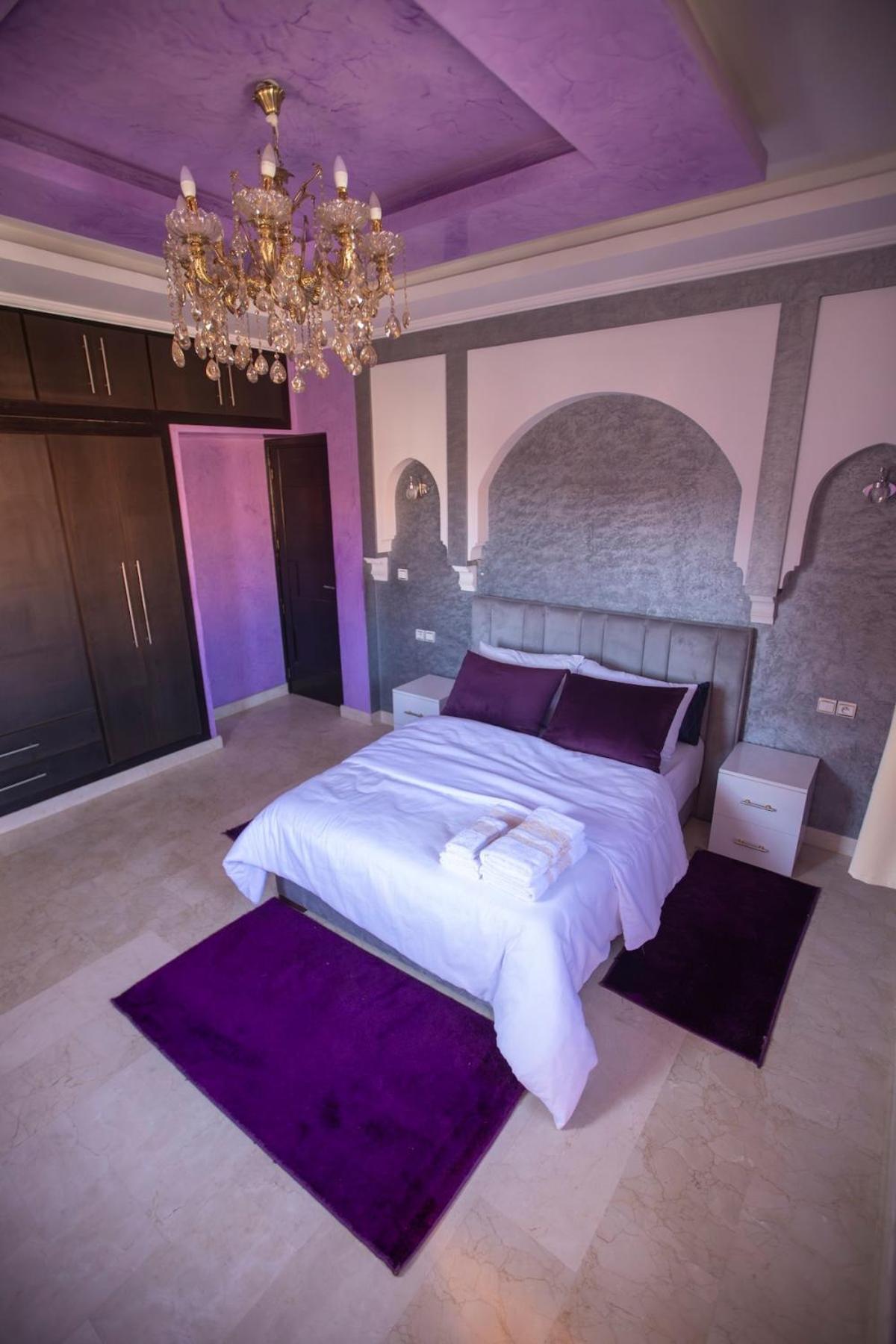 Spacious Moroccan Retreat Near Airport Appartement