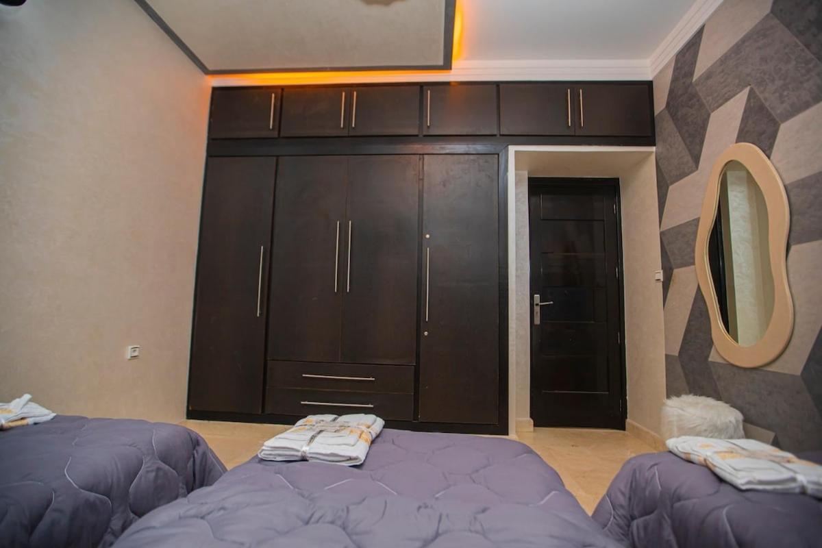 Spacious Moroccan Retreat Near Airport Appartement