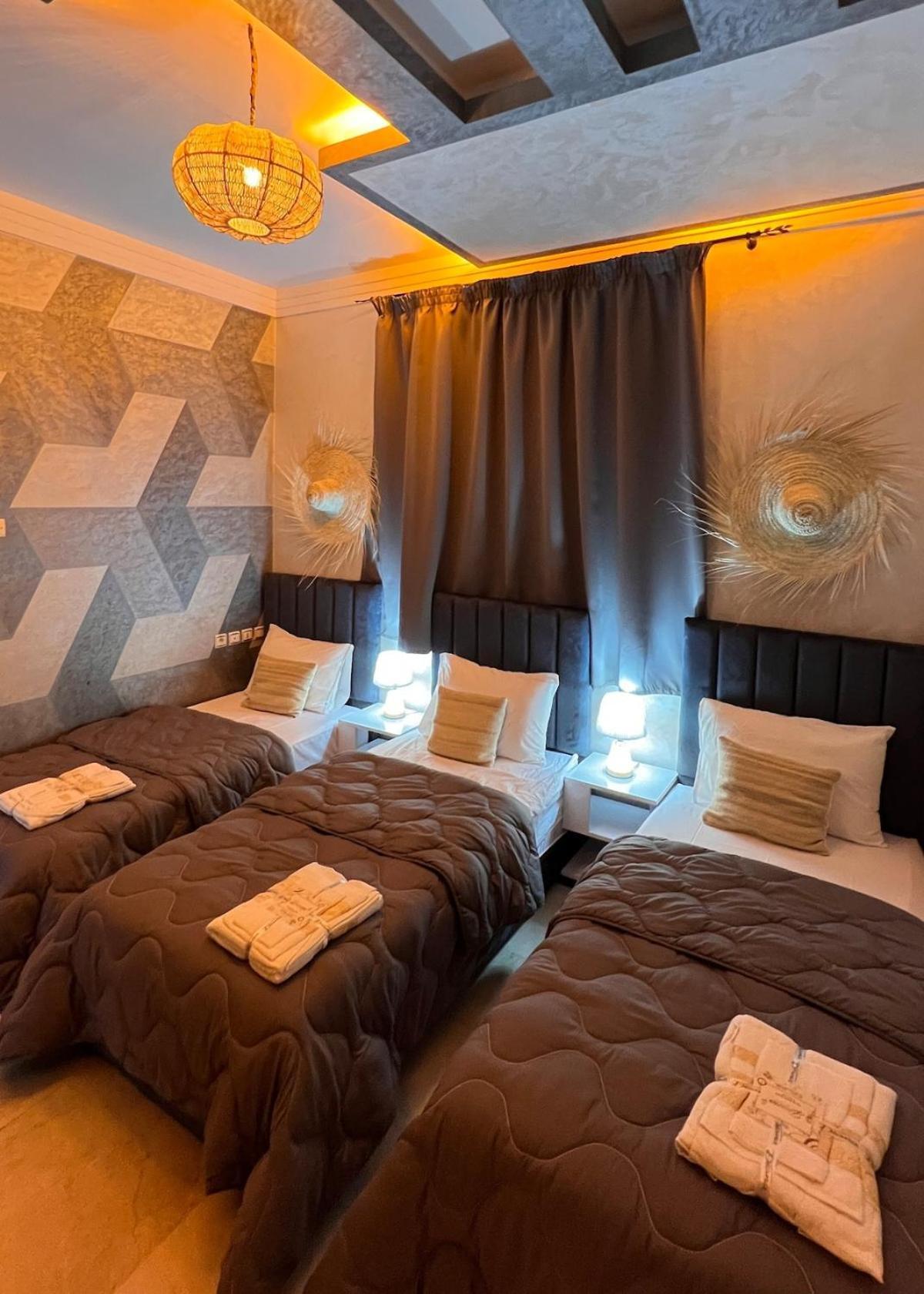 Spacious Moroccan Retreat Near Airport